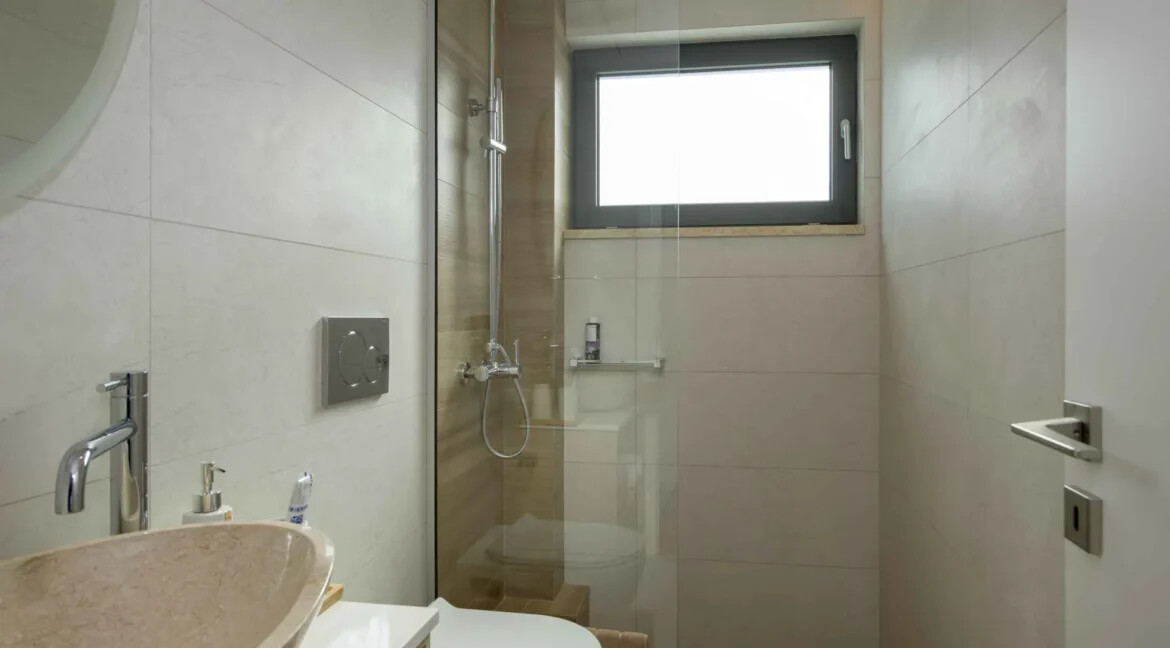 Luxury Sea-View Villa in Crete for sale 14