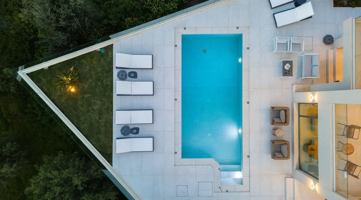 Luxury Sea-View Villa in Crete for sale 37