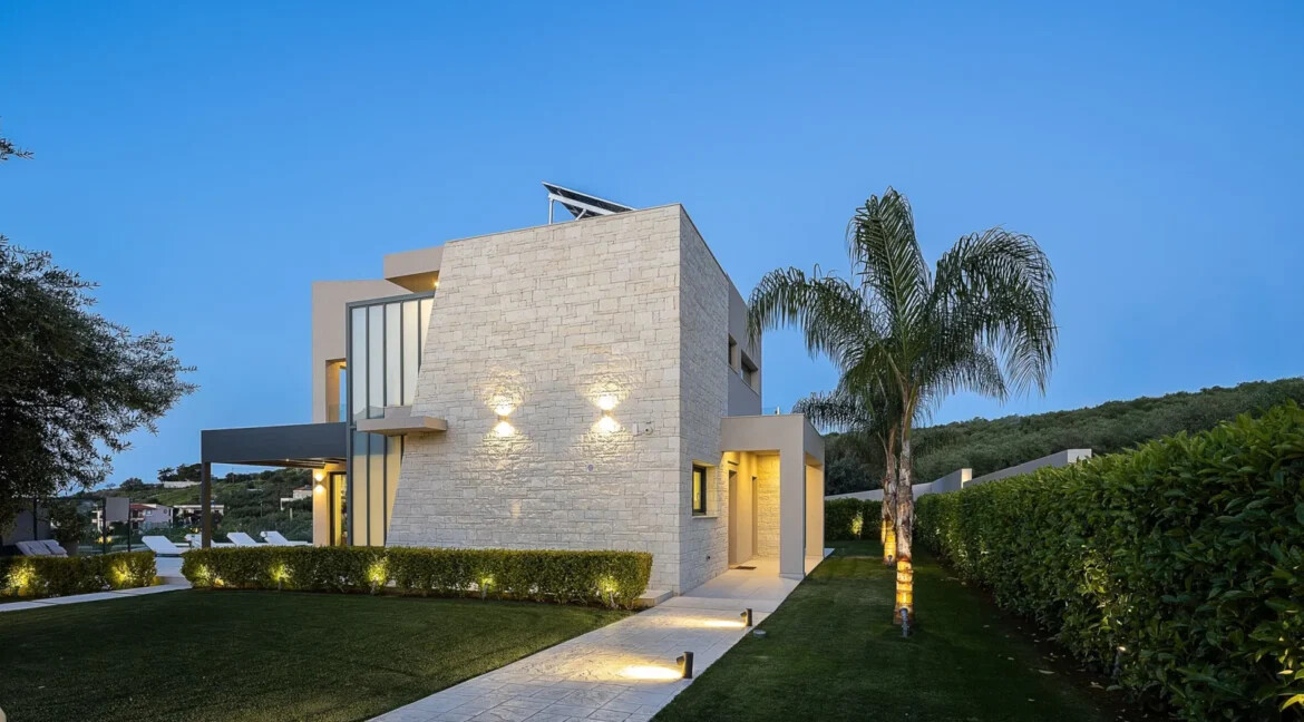 Luxury Sea-View Villa in Crete for sale 8