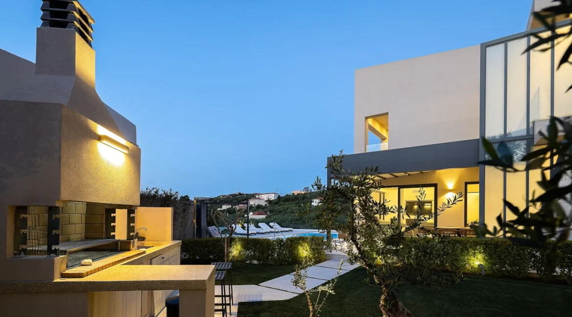 Luxury Sea-View Villa in Crete for sale 9