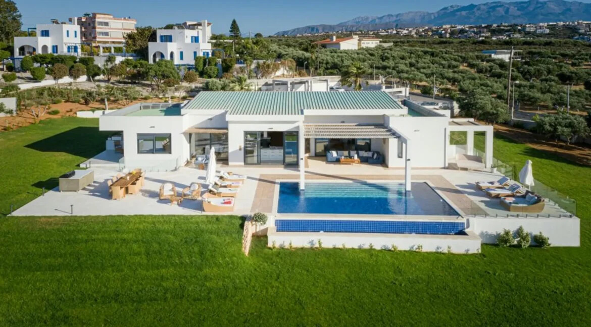 Luxury Seaview Villa in Crete for sale, Chania 35