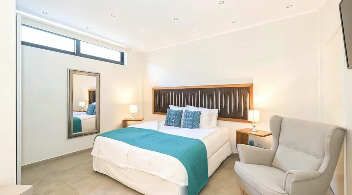 Luxury Seaview Villa in Crete for sale, Chania 8