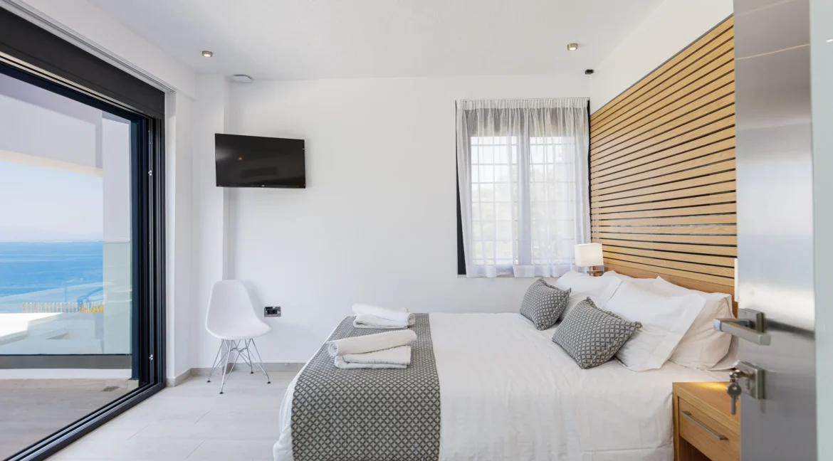 Luxury Seaview Villa with Pool for sale at Chania Crete 10