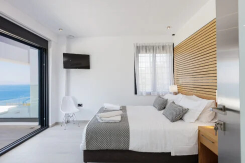 Luxury Seaview Villa with Pool for sale at Chania Crete 10