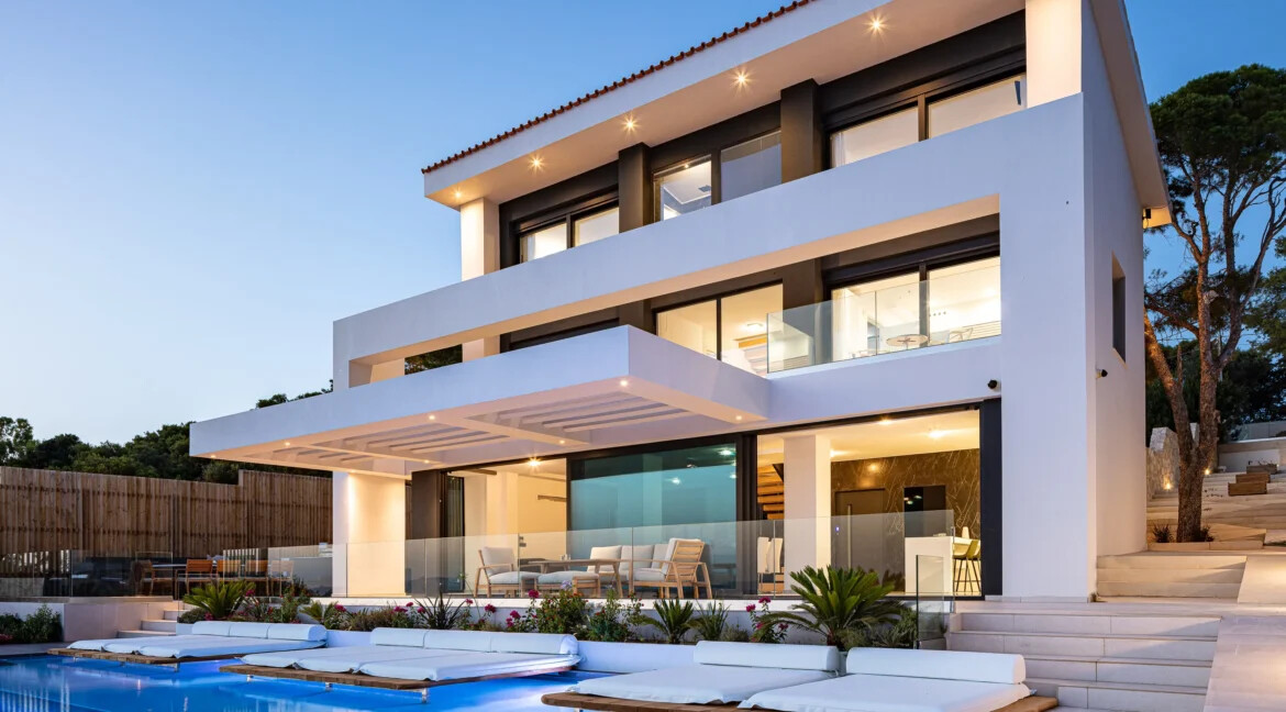 Luxury Seaview Villa with Pool for sale at Chania Crete