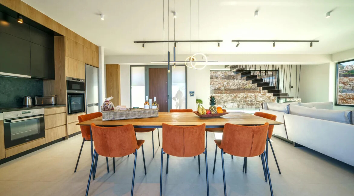 Luxury Villa with Heated Pool for sale Vamos Chania 14