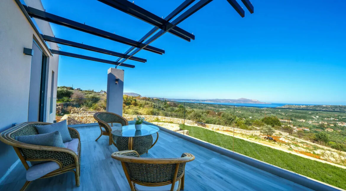 Luxury Villa with Heated Pool for sale Vamos Chania 18