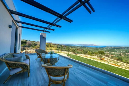 Luxury Villa with Heated Pool for sale Vamos Chania 18