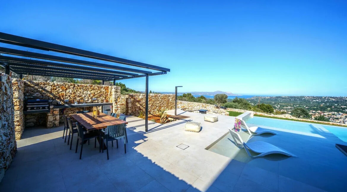 Luxury Villa with Heated Pool for sale Vamos Chania 2