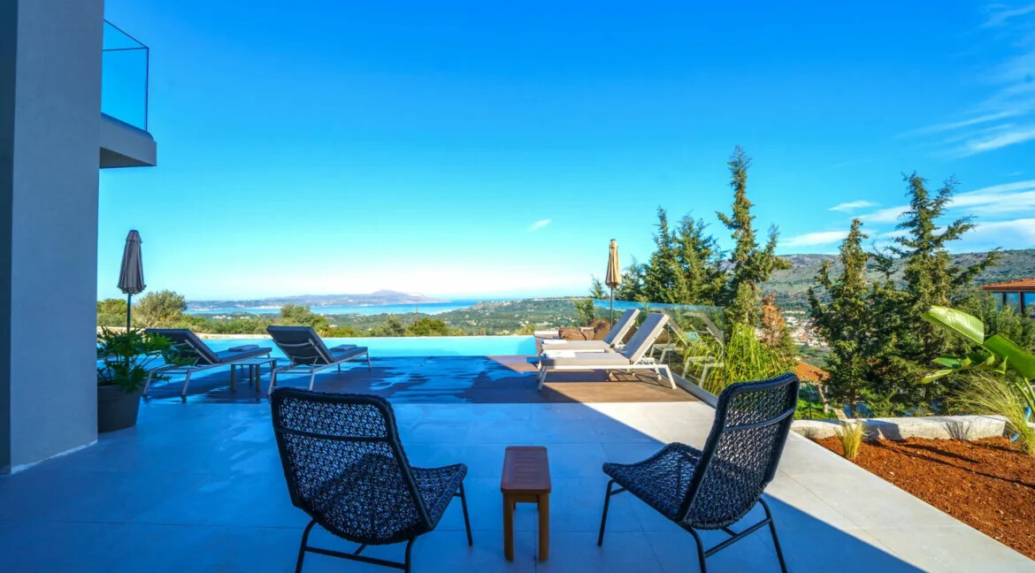 Luxury Villa with Heated Pool for sale Vamos Chania 26