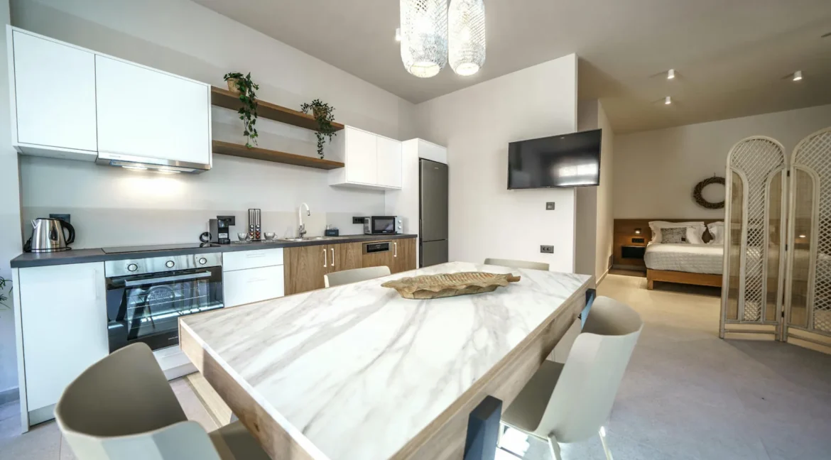 Luxury Villa with Heated Pool for sale Vamos Chania 29