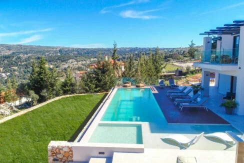 Luxury Villa with Heated Pool for sale Vamos Chania 5