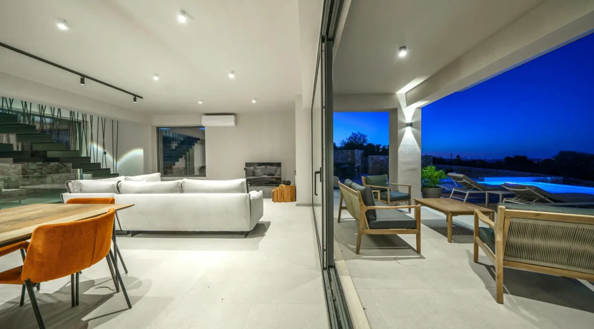 Luxury Villa with Heated Pool for sale Vamos Chania 6