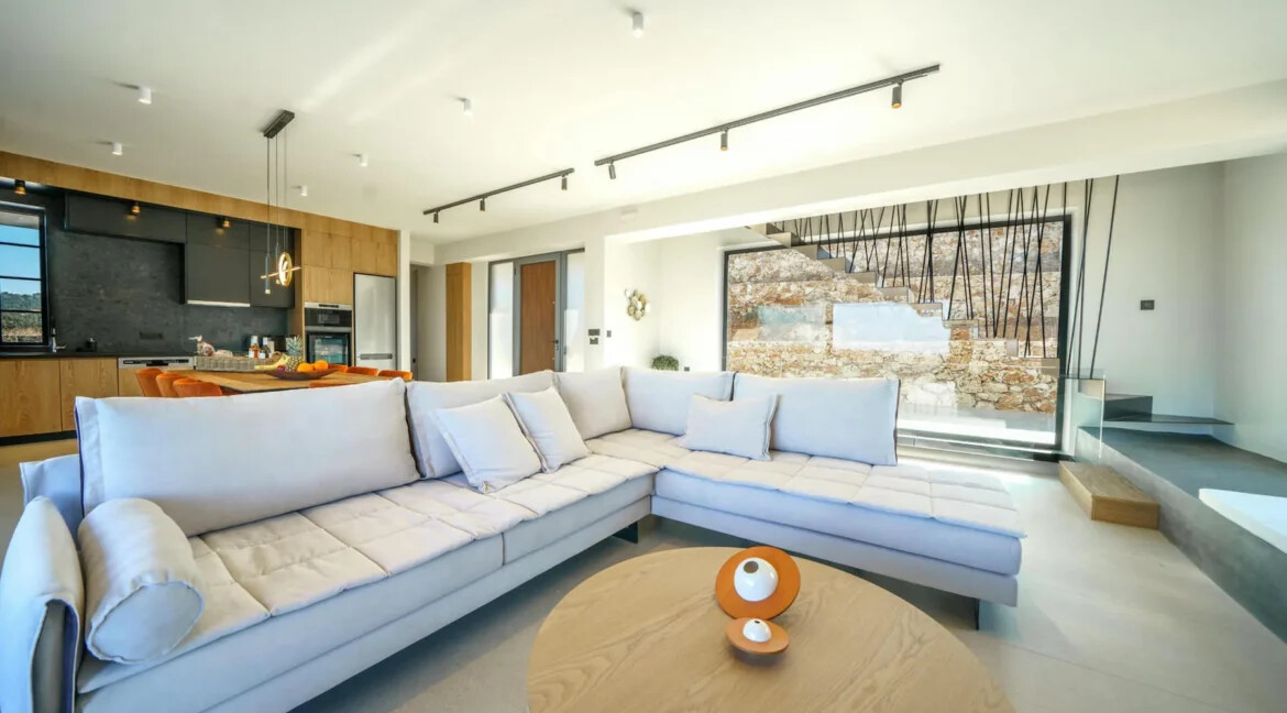 Luxury Villa with Heated Pool for sale Vamos Chania 8