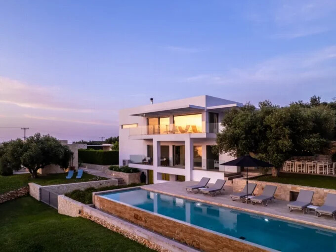 Luxury Villa for sale in Crete