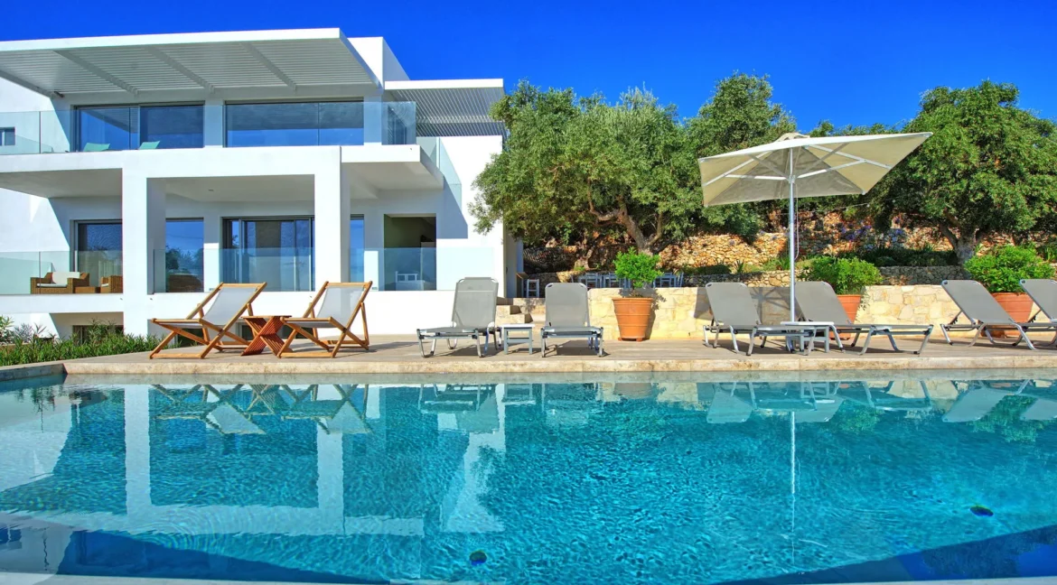 Luxury Villas for sale in Crete 68