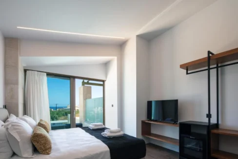 New Luxury Villa with Sea Views in Chania, Agia Marina 10