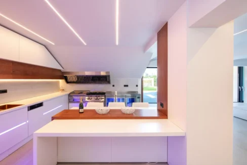 New Luxury Villa with Sea Views in Chania, Agia Marina 17