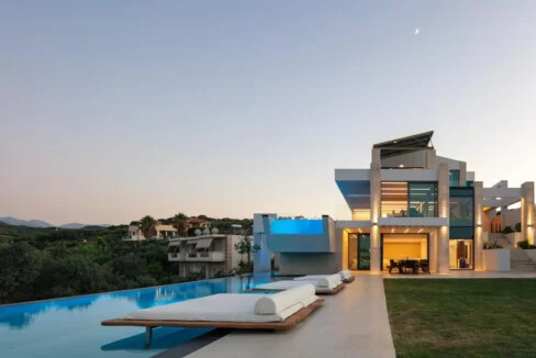 New Luxury Villa with Sea Views in Chania, Agia Marina 3