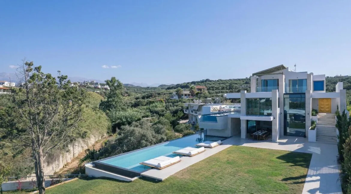 New Luxury Villa with Sea Views in Chania, Agia Marina 34