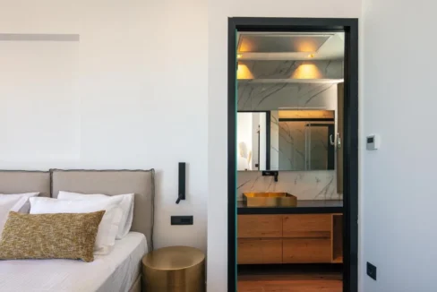 New Luxury Villa with Sea Views in Chania, Agia Marina 8