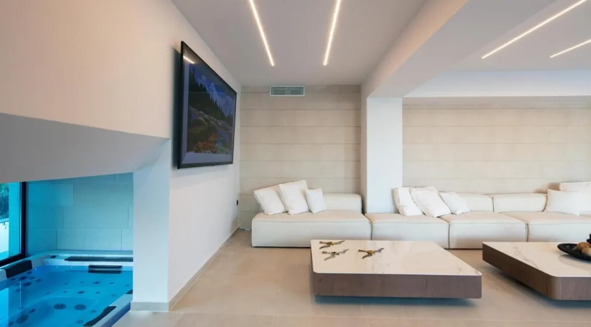 New Luxury Villa with Sea Views in Chania, Agia Marina 9