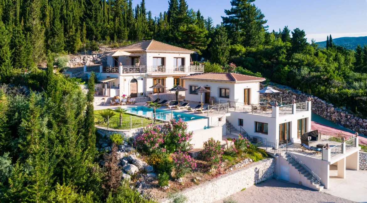 Private Estate of 3 Luxurious Villas for sale Lefkada Nydri 18
