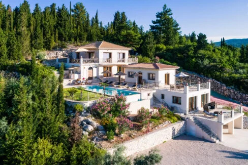 Private Estate of 3 Luxurious Villas for sale Lefkada Nydri 18