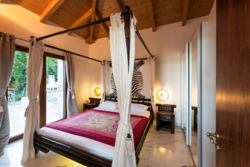 Private Estate of 3 Luxurious Villas for sale Lefkada Nydri 9