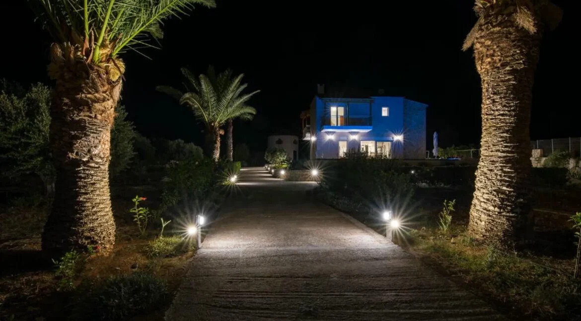 Seafront Villa for sale at Chania Crete 11
