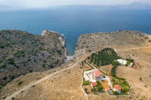 Seafront Villa for sale at Chania Crete 14