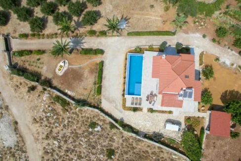 Seafront Villa for sale at Chania Crete 15