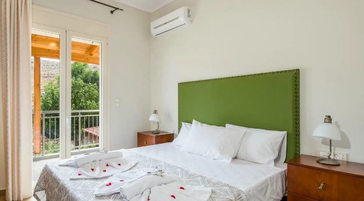 Seafront Villa for sale at Chania Crete 20