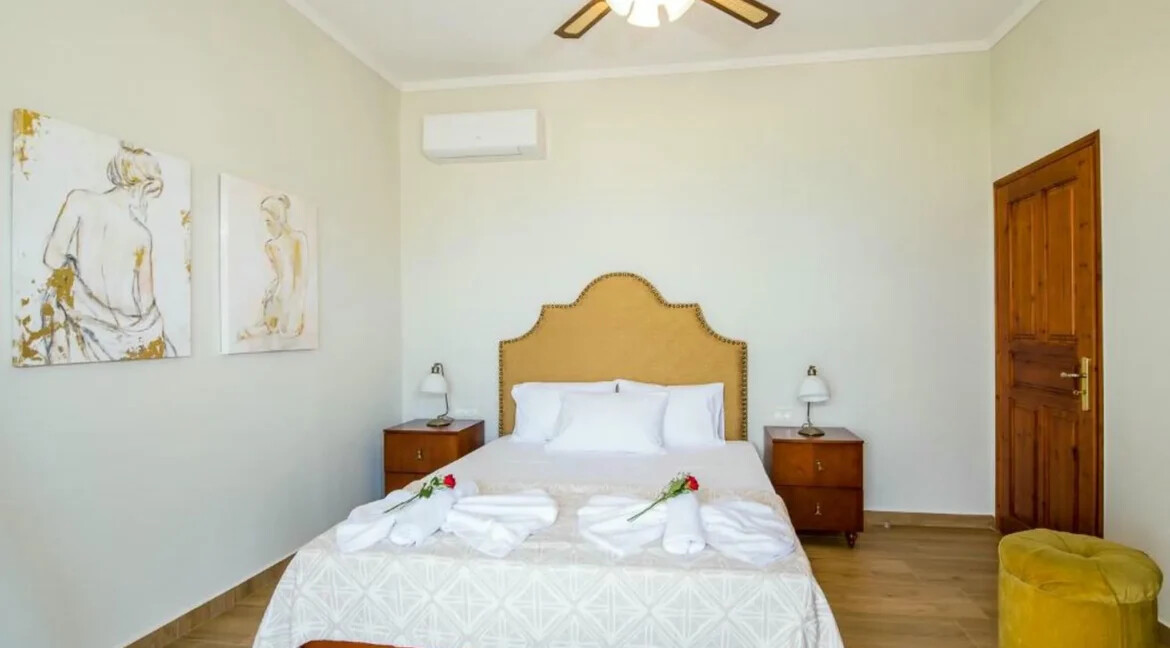 Seafront Villa for sale at Chania Crete 24