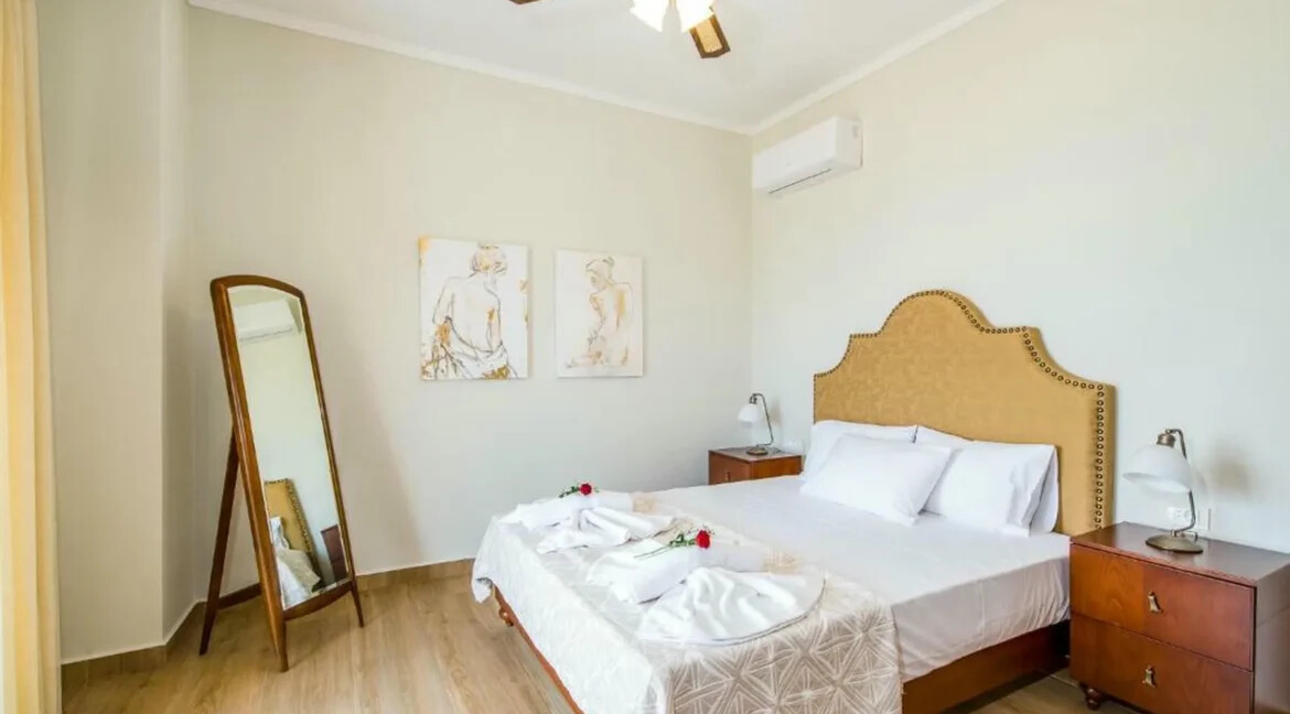 Seafront Villa for sale at Chania Crete 25