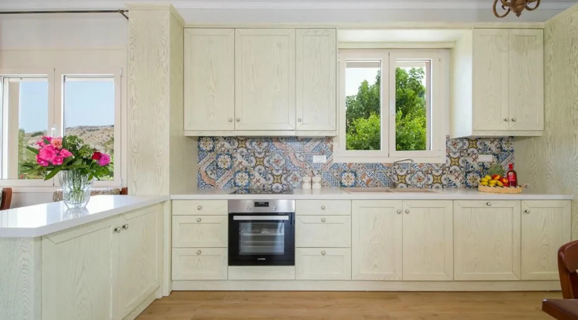 Seafront Villa for sale at Chania Crete 30