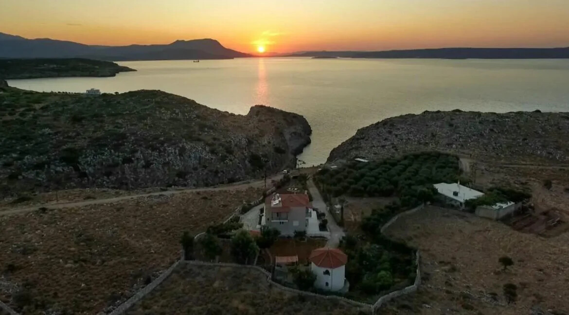 Seafront Villa for sale at Chania Crete 39