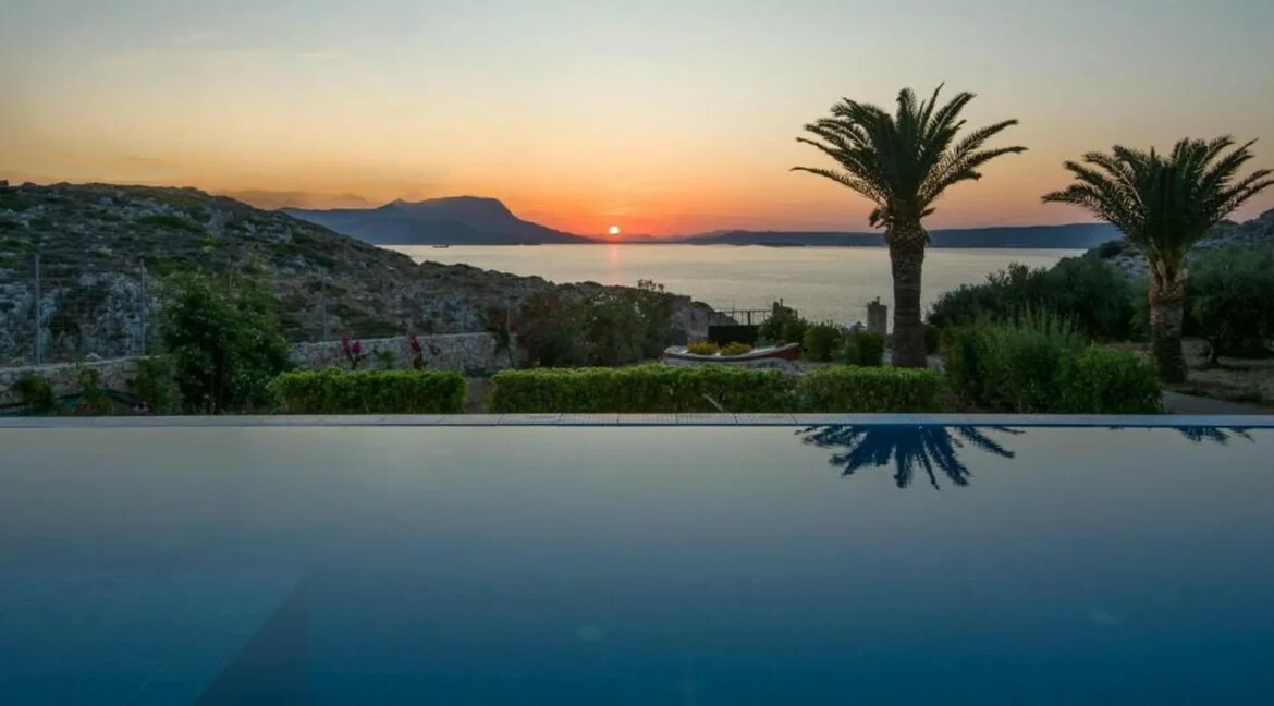 Seafront Villa for sale at Chania Crete 40
