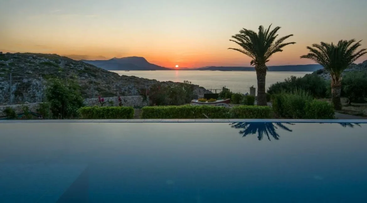 Seafront Villa for sale at Chania Crete 40