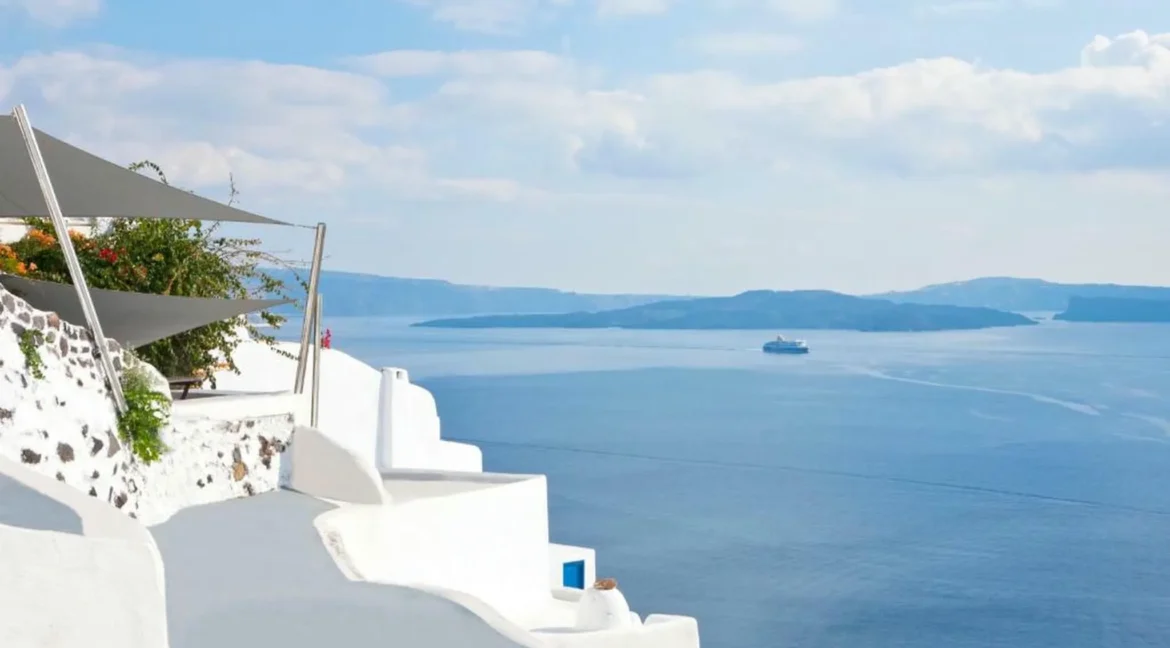 3 Cave Suites Complex for Sale in Oia Santorini 3