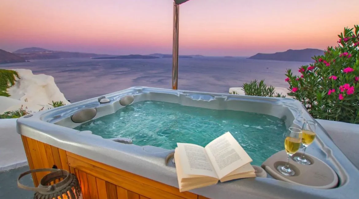3 Cave Suites Complex for Sale in Oia Santorini 6