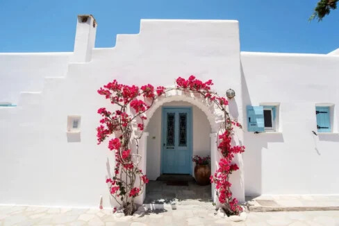 Detached House for Sale in Paros, Panoramic Sea Views 12