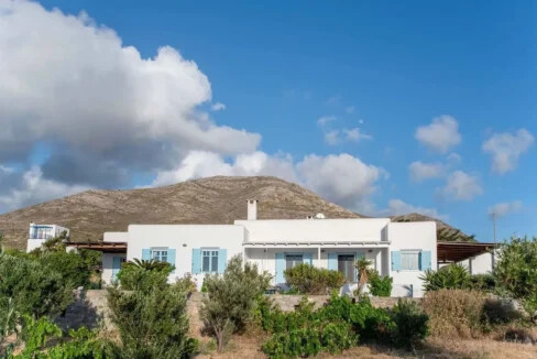 Detached House for Sale in Paros, Panoramic Sea Views 2
