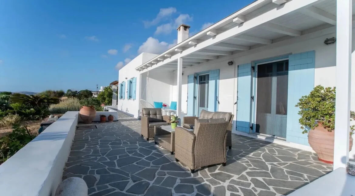 Detached House for Sale in Paros, Panoramic Sea Views 3