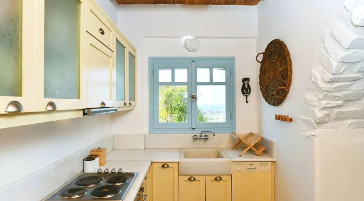 Detached House for Sale in Paros, Panoramic Sea Views 30