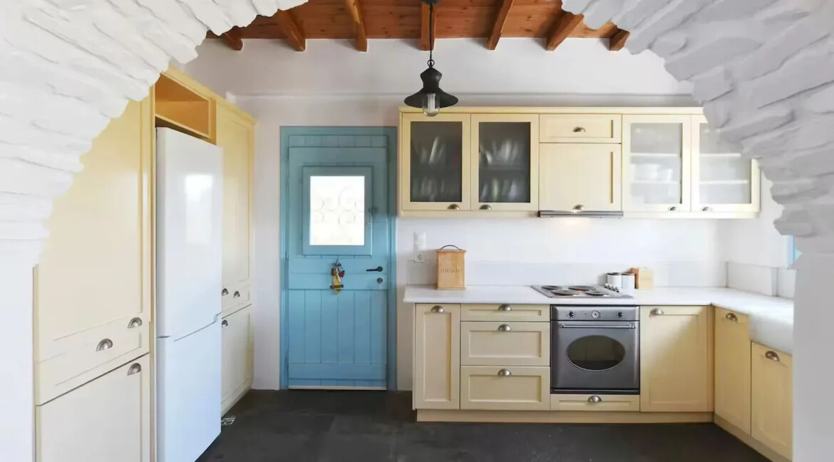 Detached House for Sale in Paros, Panoramic Sea Views 37