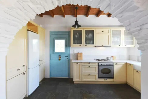 Detached House for Sale in Paros, Panoramic Sea Views 37