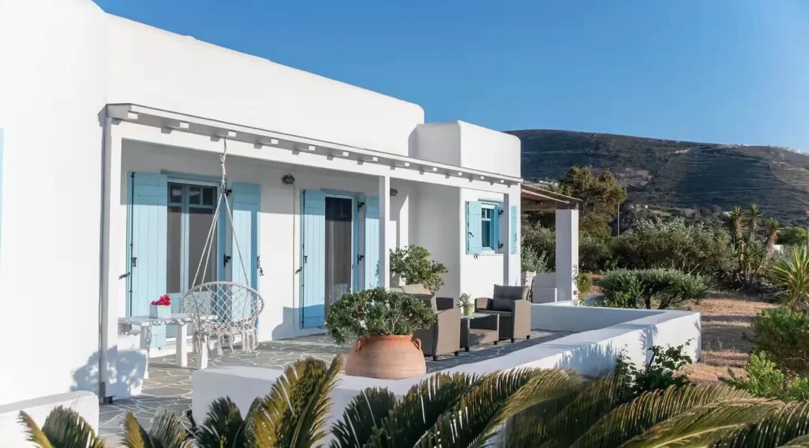 Detached House for Sale in Paros, Panoramic Sea Views 9
