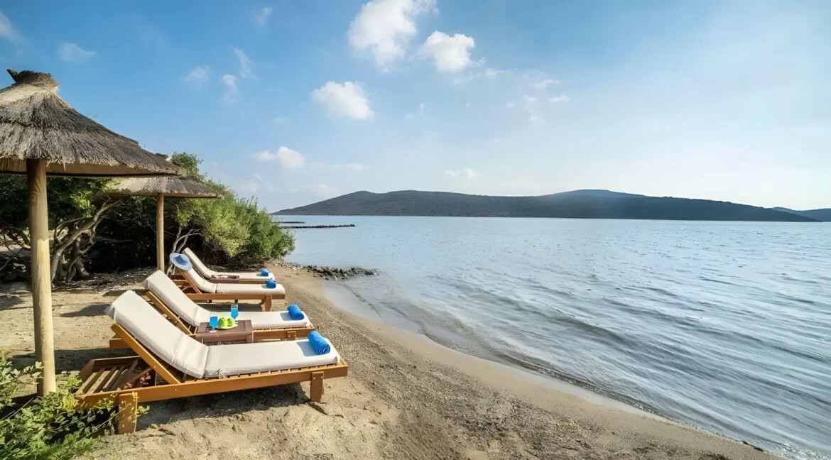 Seafront Villa for Sale in Elounda Crete 11