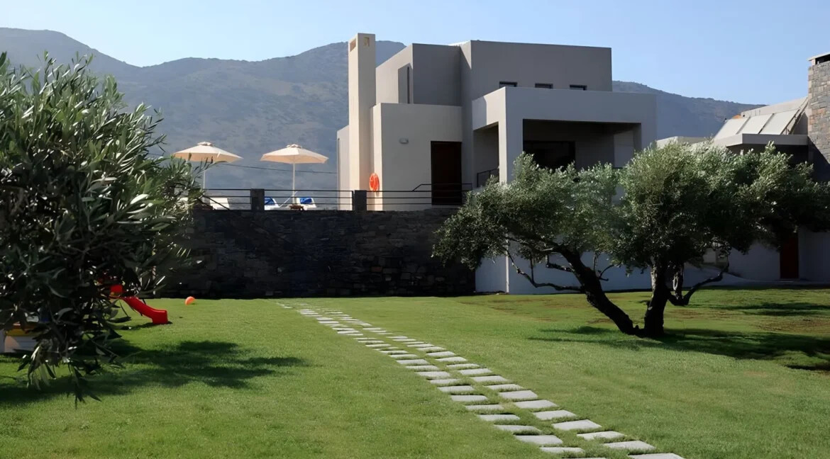 Seafront Villa for Sale in Elounda Crete 13